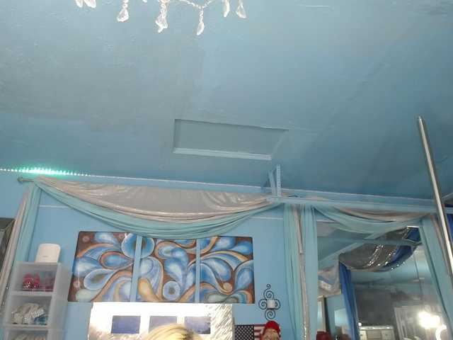 adrianna_fox live cam