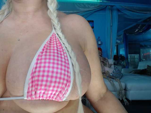 adrianna_fox online