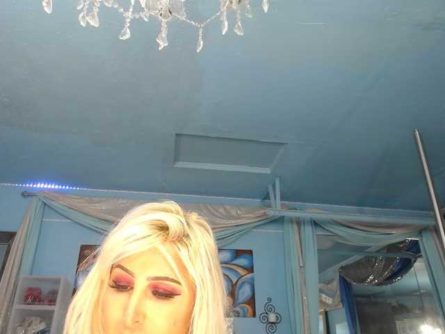 Preview of adrianna_fox