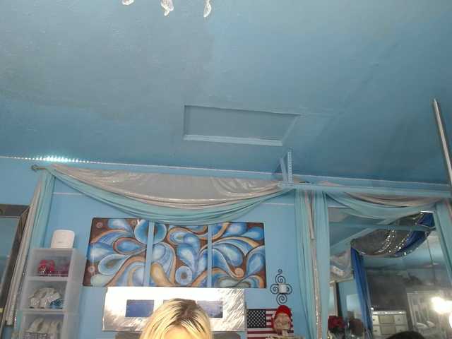 Preview of adrianna_fox