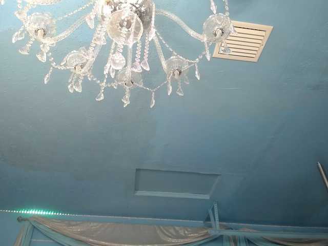 adrianna_fox's BongaCams show and profile