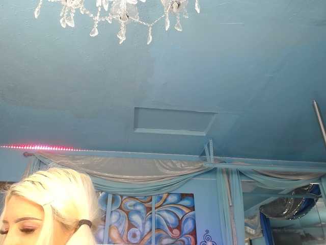 adrianna_fox Live Cam on BongaCams