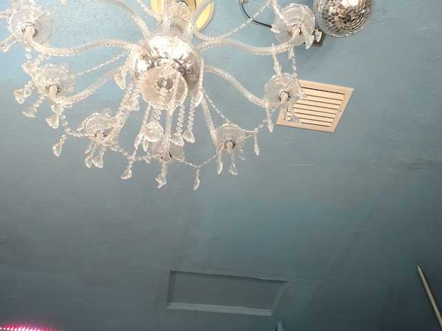 adrianna_fox's BongaCams show and profile