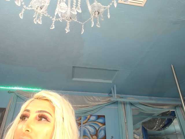 Preview of adrianna_fox