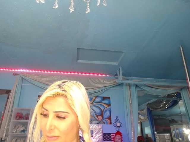 adrianna_fox live sex