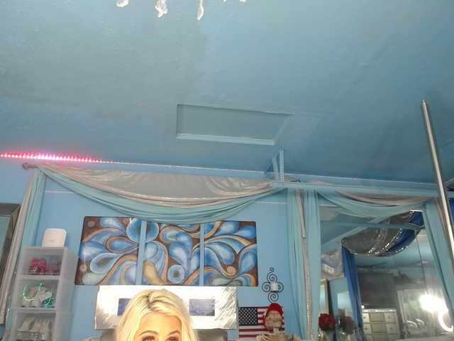 adrianna_fox preview