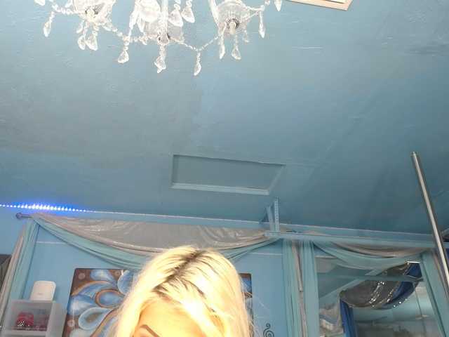 Preview of adrianna_fox