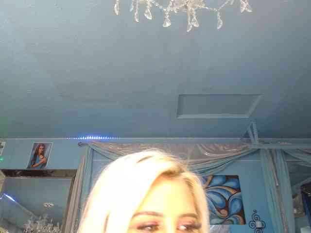 adrianna_fox webcam