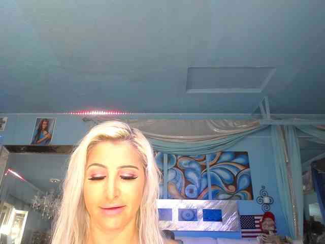 adrianna_fox webcam