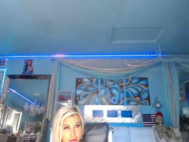 adrianna_fox webcam