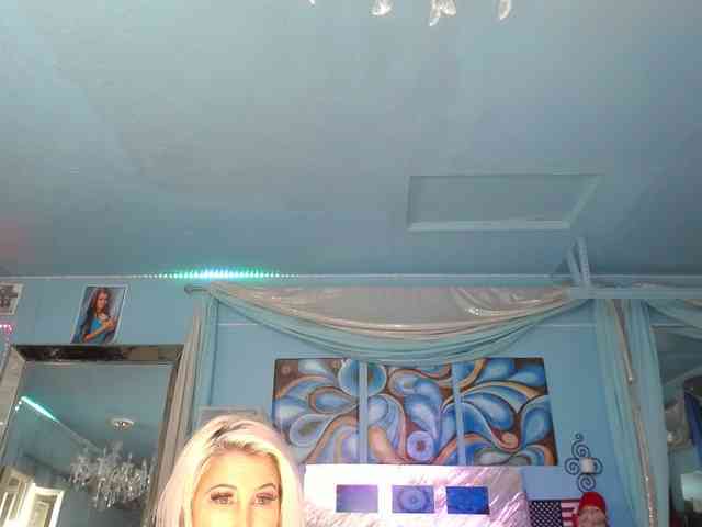 adrianna_fox webcam