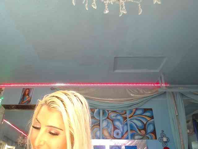adrianna_fox webcam