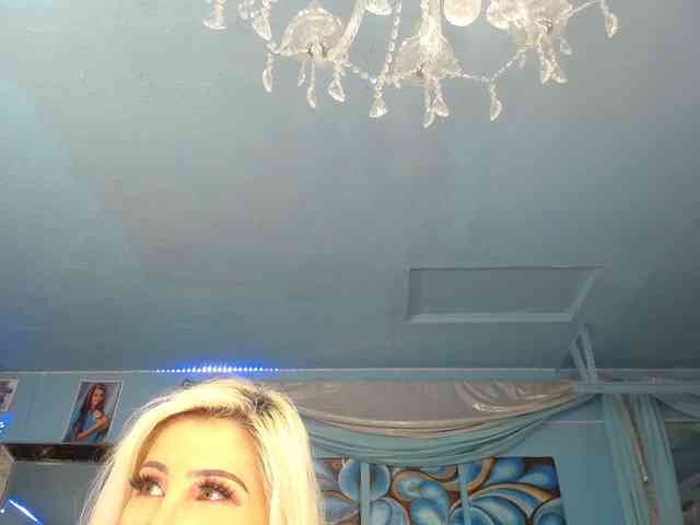 adrianna_fox webcam