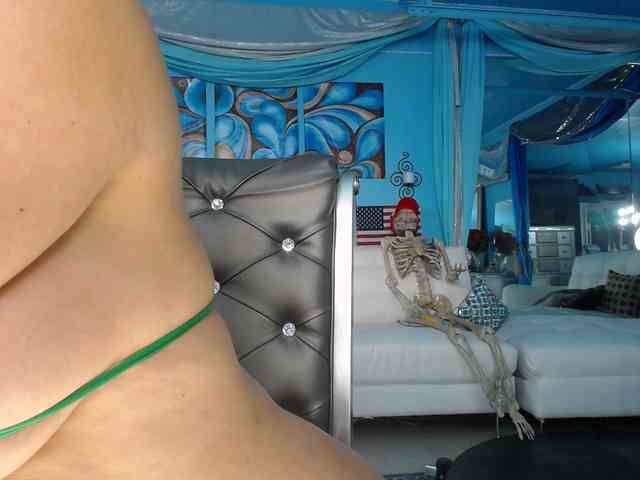 adrianna_fox webcam