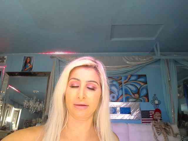 adrianna_fox webcam