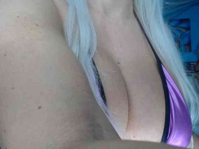 adrianna_fox webcam