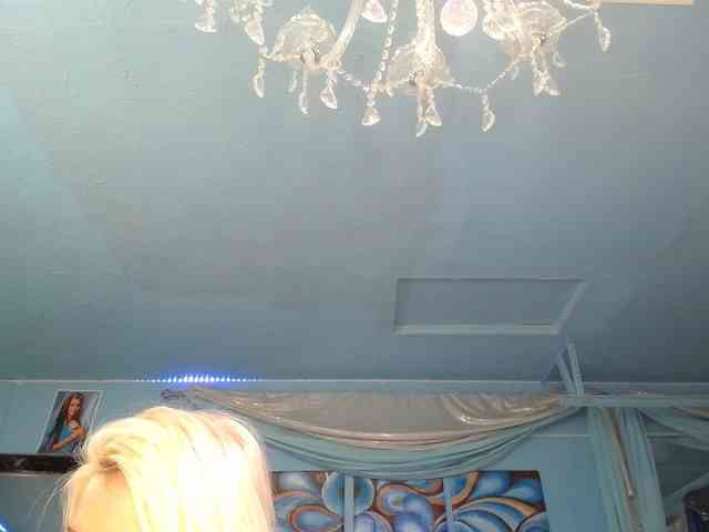 adrianna_fox webcam