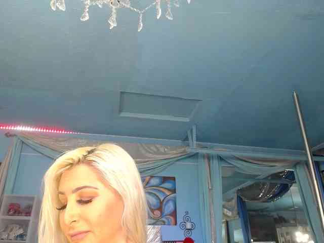 adrianna_fox webcam