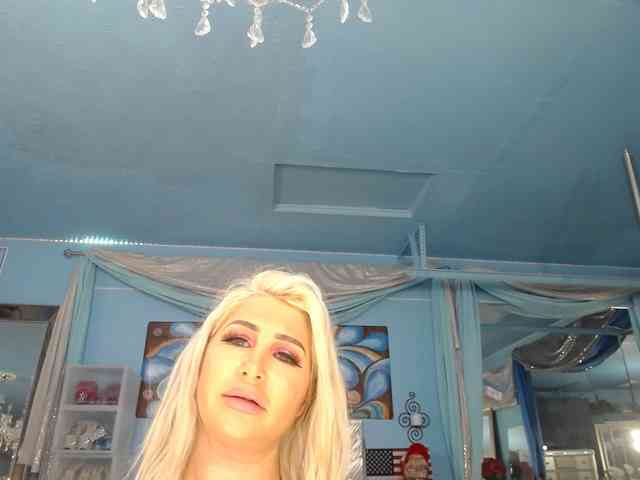adrianna_fox webcam