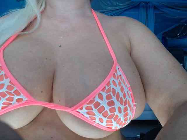 adrianna_fox webcam
