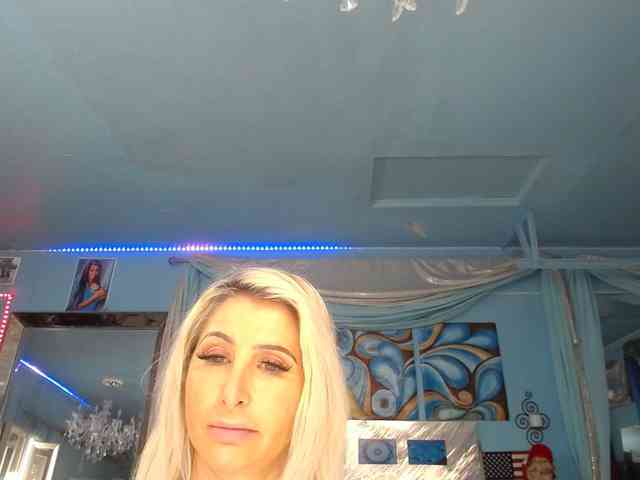 adrianna_fox webcam