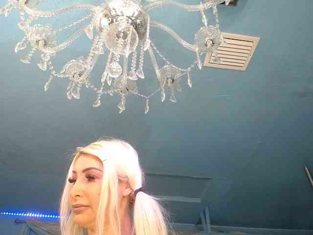 adrianna_fox webcam