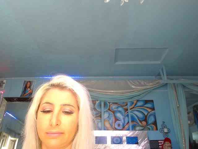 adrianna_fox webcam