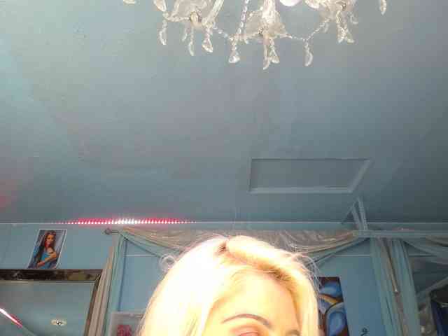 adrianna_fox webcam