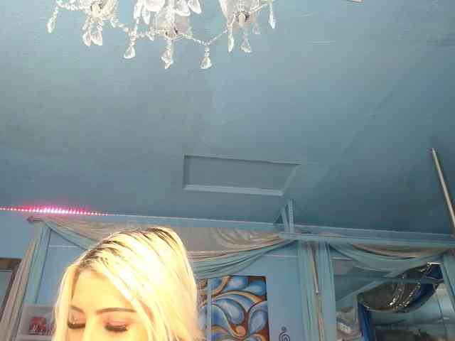 adrianna_fox adrianna_fox