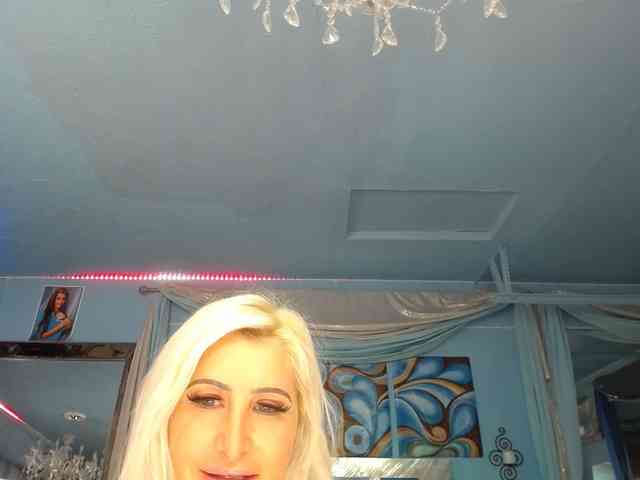 adrianna_fox webcam