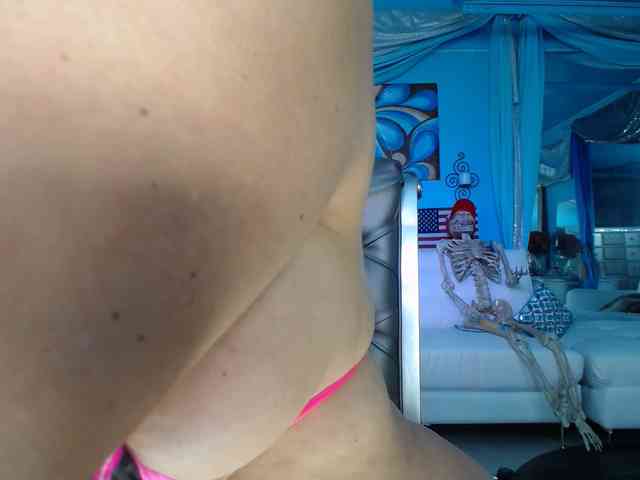 adrianna_fox webcam