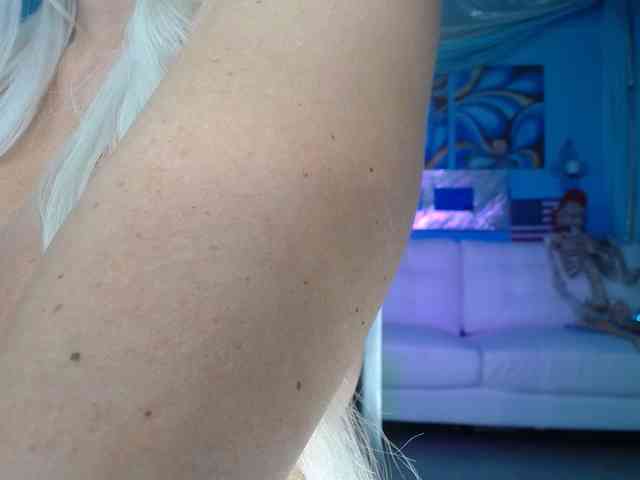 webcam masturbation Adrianna Fox