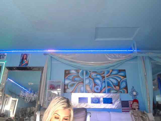 adrianna_fox webcam