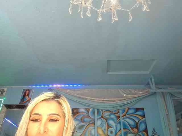 adrianna_fox webcam