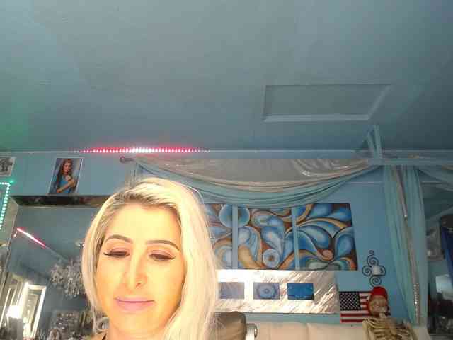 adrianna_fox webcam