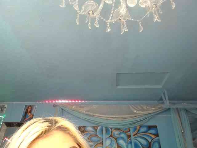 adrianna_fox webcam