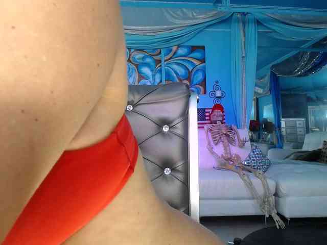 adrianna_fox adrianna_fox