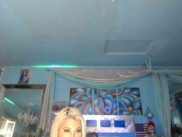 adrianna_fox webcam