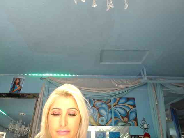 adrianna_fox