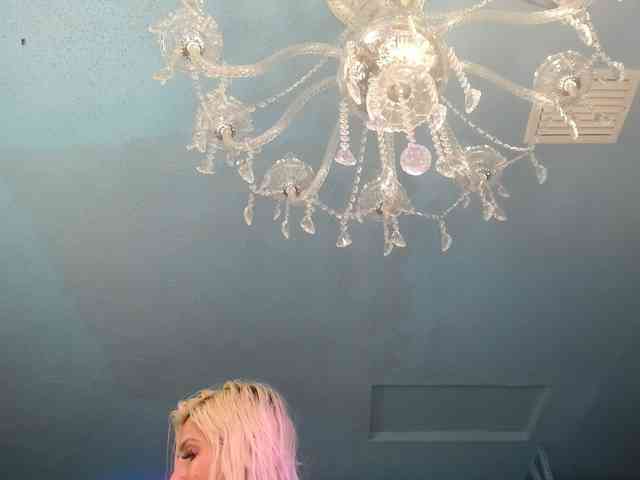adrianna_fox webcam