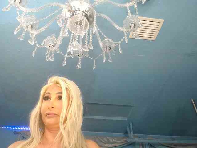 adrianna_fox webcam