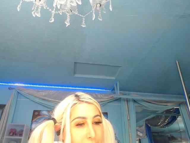 adrianna_fox adrianna_fox