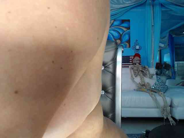 adrianna_fox webcam