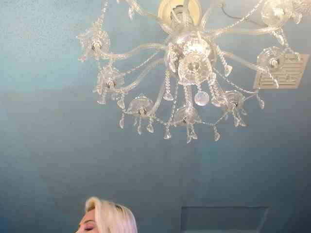 adrianna_fox webcam