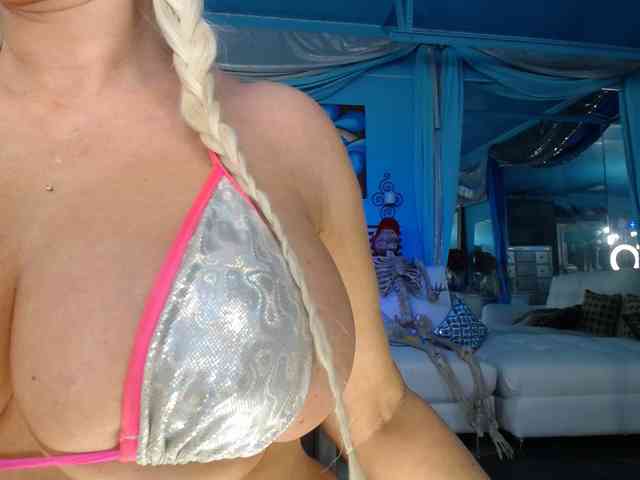 adrianna_fox webcam