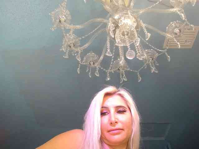 adrianna_fox webcam