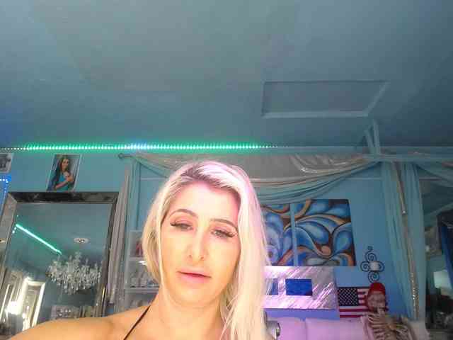 adrianna_fox webcam