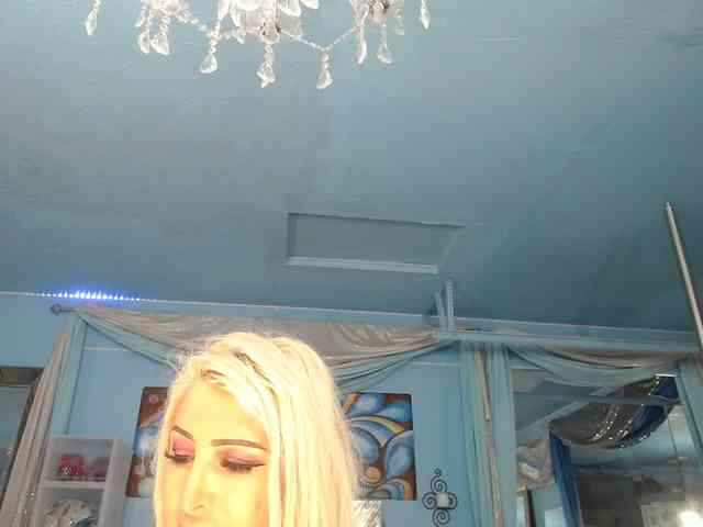 adrianna_fox adrianna_fox