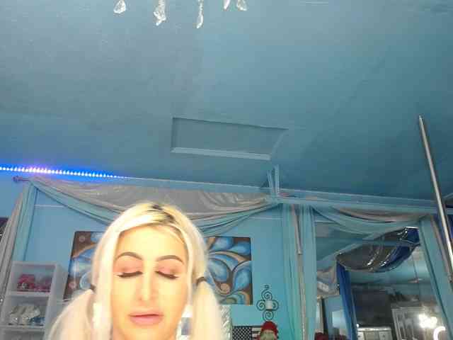 adrianna_fox webcam