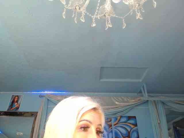 adrianna_fox webcam